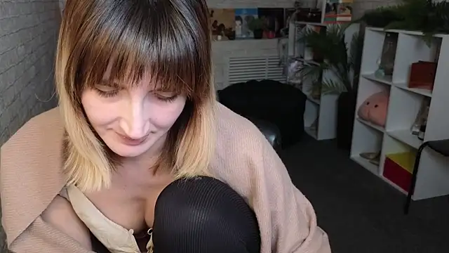 Nika Kitten online show from February 2026 10:01:02 AM