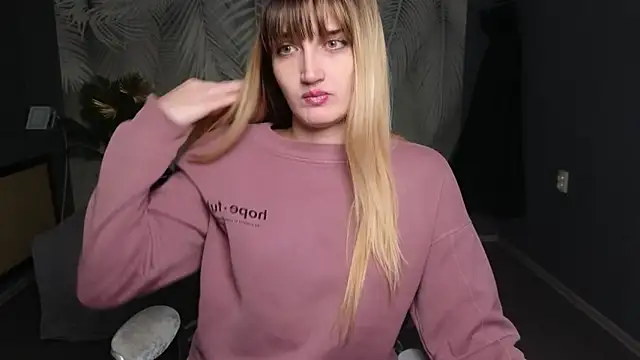 Nika Kitten online show from December 2025 09:42:02 AM