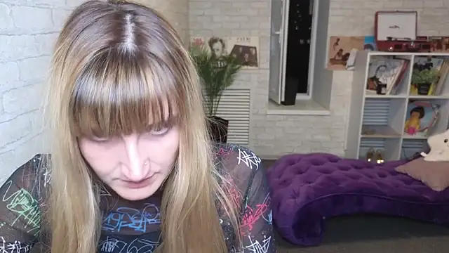 Nika Kitten online show from September 2025 04:05:01 PM