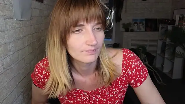 Snapshot of Nika_Kitten chatting on May 2026 10:51:02 AM Nika Kitten online show from May 2026 10:51:02 AM