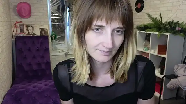 Nika Kitten online show from April 2026 12:55:01 PM