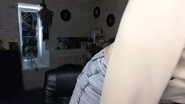 Nika Kitten online show from March 2026 11:03:01 AM