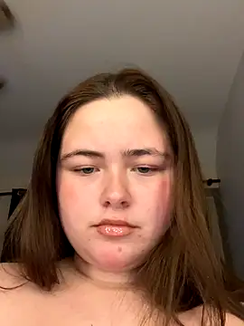 Snapshot of Amytightwethole4you chatting on November 2025 09:51:02 PM Amytightwethole4you online show from November 2025 09:51:02 PM