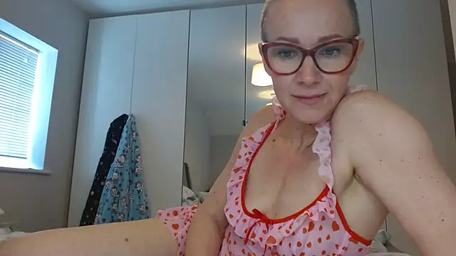 ELEGANT-ARIA36 online show from March 2025 12:06:02 PM