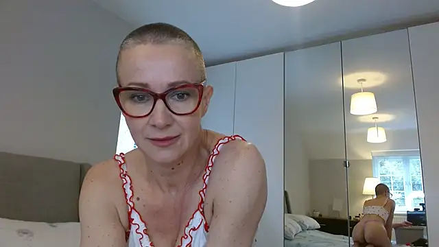 ELEGANT-ARIA36 online show from March 2025 10:46:01 AM