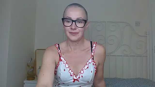 Snapshot of ELEGANT-ARIA36 chatting on January 2026 01:59:01 PM ELEGANT-ARIA36 online show from January 2026 01:59:01 PM