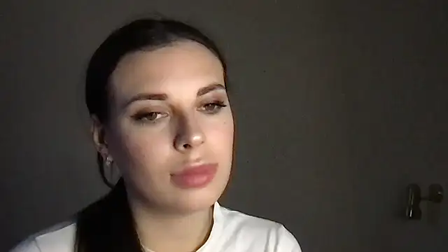 MoonriseGoddess online show from March 2026 03:40:02 PM