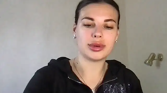 MoonriseGoddess online show from April 2026 09:54:02 AM