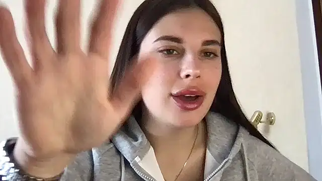 MoonriseGoddess online show from April 2026 09:04:02 AM