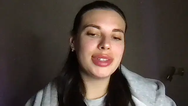 MoonriseGoddess online show from April 2026 07:58:02 PM