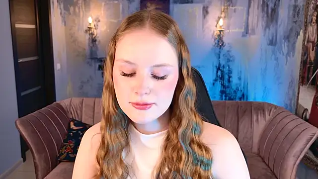 VivienLeeigh online show from November 2025 09:15:02 AM