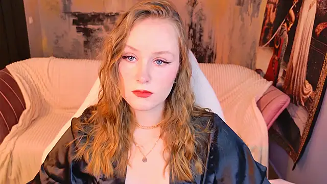 VivienLeeigh online show from April 2026 07:05:02 AM