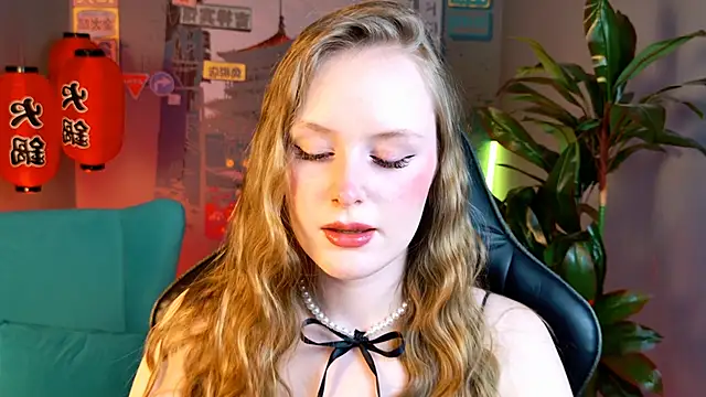 VivienLeeigh online show from November 2025 09:08:01 AM