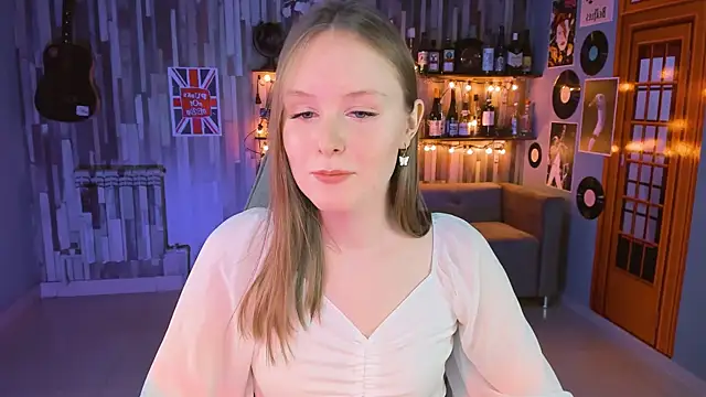 VivienLeeigh online show from March 2025 04:17:01 PM