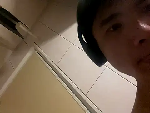 Snapshot of TaiwanSlutBitch chatting on December 2024 02:36:01 PM TaiwanSlutBitch online show from December 2024 02:36:01 PM