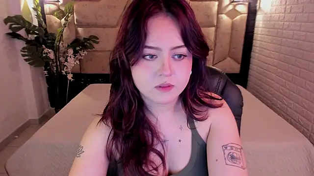 crimson tati  online show from May 2026 04:22:02 AM