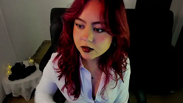 crimson tati  online show from October 2025 04:11:02 AM