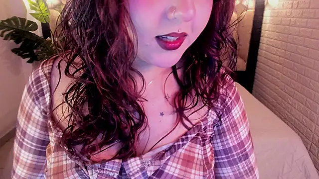 crimson tati  online show from May 2026 05:40:01 AM