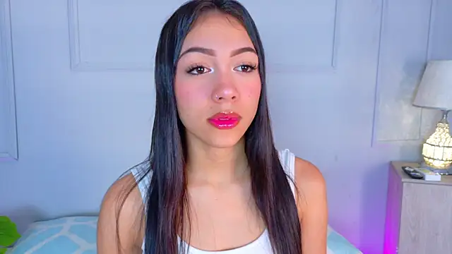 MiaOconner online show from September 2025 08:37:01 PM