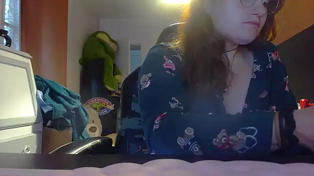 Psychosweety online show from April 2026 12:10:02 PM