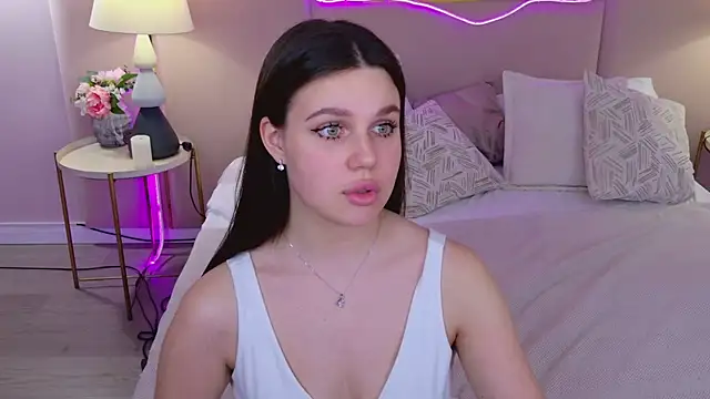 RihannaRose online show from March 2025 05:07:02 PM