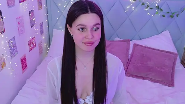 RihannaRose online show from March 2025 11:59:02 PM