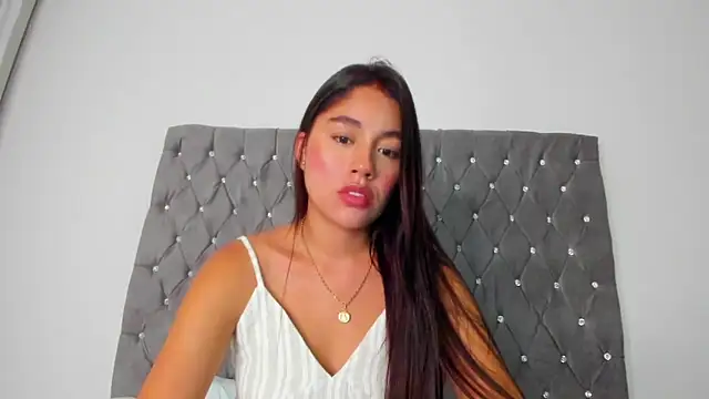 AriaMontgomery online show from November 2025 01:53:02 AM