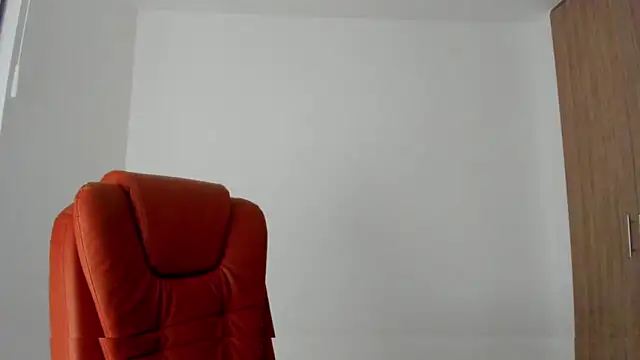 Snapshot of AriaMontgomery chatting on October 2025 03:51:01 AM AriaMontgomery online show from October 2025 03:51:01 AM