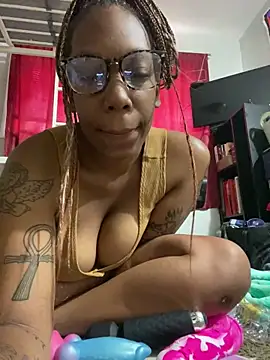 Snapshot of MsSapPhire500 chatting on June 2026 10:04:01 PM MsSapPhire500 online show from June 2026 10:04:01 PM