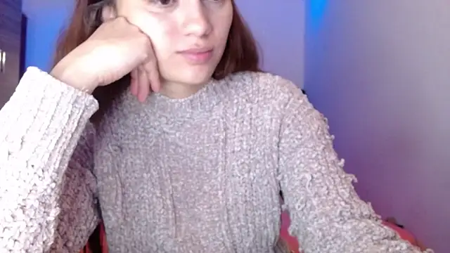 holy juli online show from April 2026 03:31:01 AM