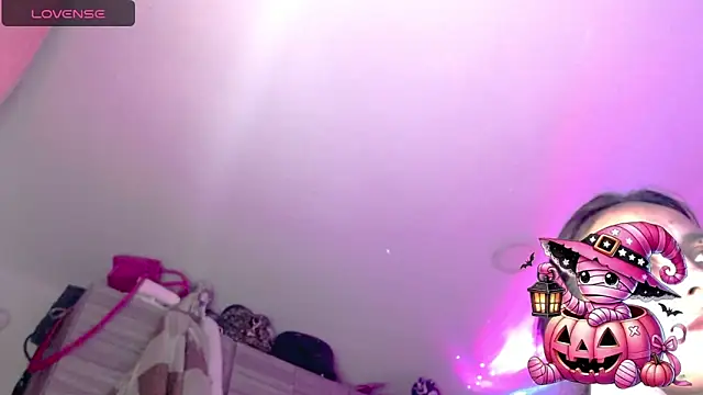 holy juli online show from October 2025 04:33:01 AM