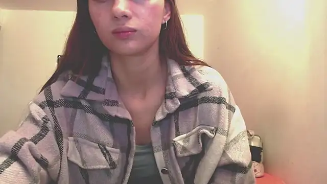 holy juli online show from April 2026 04:25:01 AM