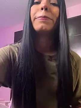 KellyOlsenbe online show from March 2025 08:11:01 PM