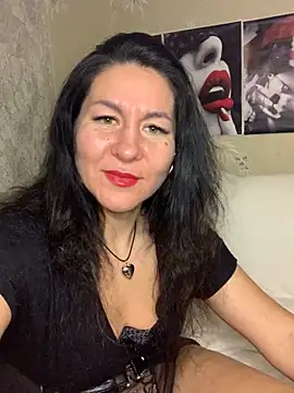 Snapshot of Tina_Moretti chatting on February 2025 12:16:01 AM Tina Moretti online show from February 2025 12:16:01 AM