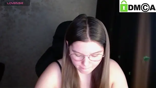 Snapshot of holy_michela chatting on October 2025 03:30:02 AM holy michela online show from October 2025 03:30:02 AM