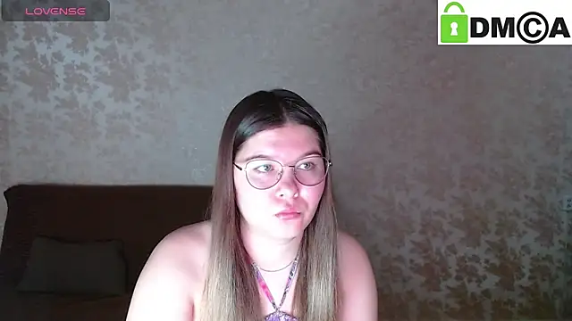 Snapshot of holy_michela chatting on February 2025 05:43:02 AM holy michela online show from February 2025 05:43:02 AM