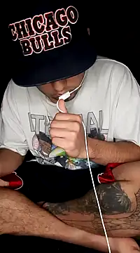 Snapshot of ElJustin76 chatting on December 2024 06:55:02 AM ElJustin76 online show from December 2024 06:55:02 AM