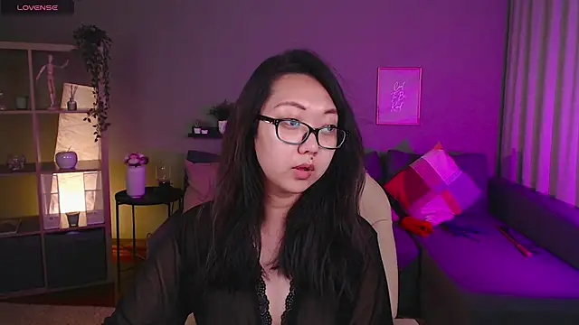 Snapshot of Marine_Vact chatting on September 2025 02:01:01 PM Marine Vact online show from September 2025 02:01:01 PM