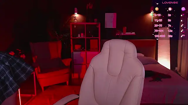 Snapshot of Marine_Vact chatting on September 2025 02:10:01 PM Marine Vact online show from September 2025 02:10:01 PM