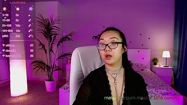 Snapshot of Marine_Vact chatting on February 2025 11:36:01 PM Marine Vact online show from February 2025 11:36:01 PM