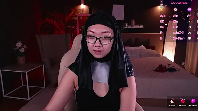 Snapshot of Marine_Vact chatting on October 2025 02:10:01 PM Marine Vact online show from October 2025 02:10:01 PM