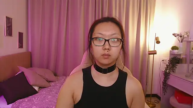 Marine Vact online show from April 2026 02:10:01 PM
