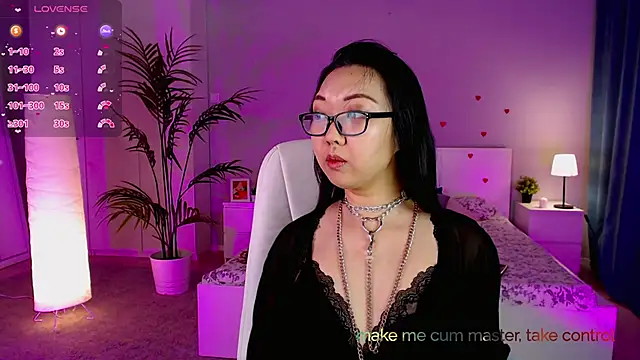 Snapshot of Marine_Vact chatting on February 2025 05:27:01 PM Marine Vact online show from February 2025 05:27:01 PM