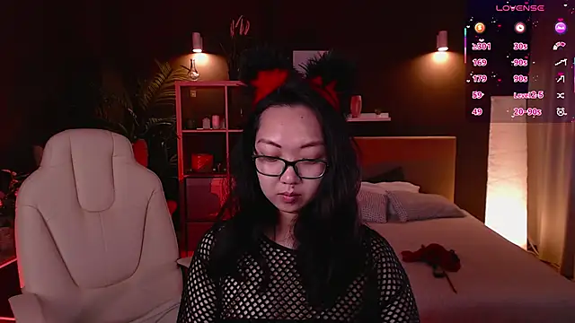 Snapshot of Marine_Vact chatting on September 2025 02:11:02 PM Marine Vact online show from September 2025 02:11:02 PM