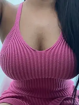 luara1988 online show from March 2026 12:51:02 PM