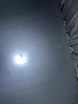 luara1988 online show from April 2026 12:17:01 AM