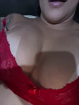 luara1988 online show from December 2025 10:07:02 AM