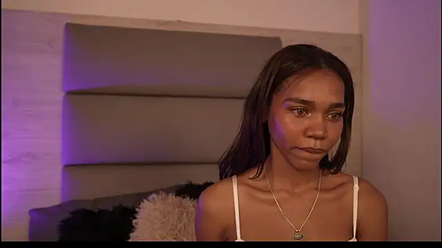 Lily Miiller online show from April 2026 11:17:02 PM