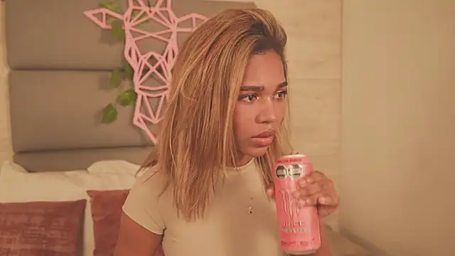 Lily Miiller online show from December 2025 08:09:02 PM