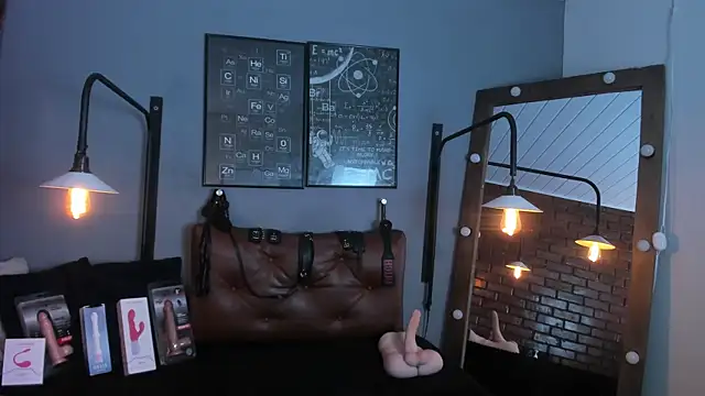 Samantha mature56 online show from November 2025 09:14:01 AM